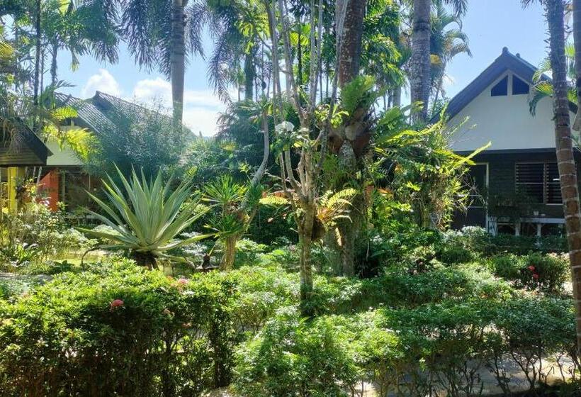 ویلای استاندارد با چشمانداز باغ, Sanuk Bungalow