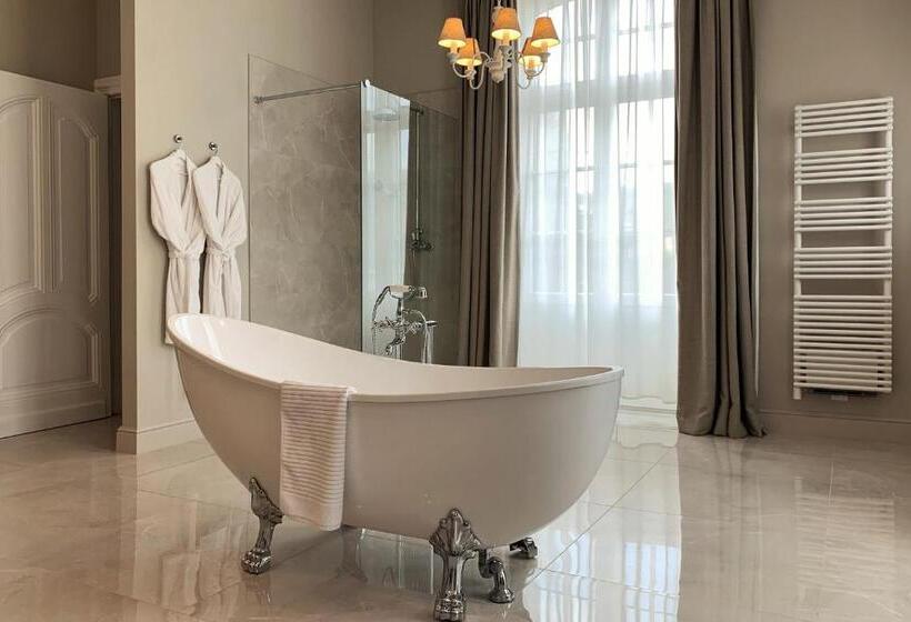 Номер Deluxe, Villa De Noailles