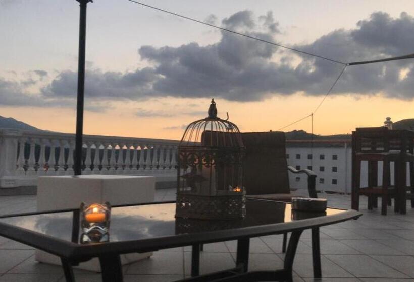Студио Стандарт с Террасой, B&b Le Rocce