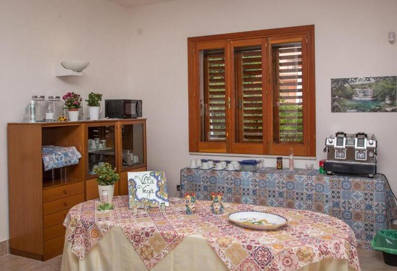 חדר דלוקס עם מרפסת, Villa Vega