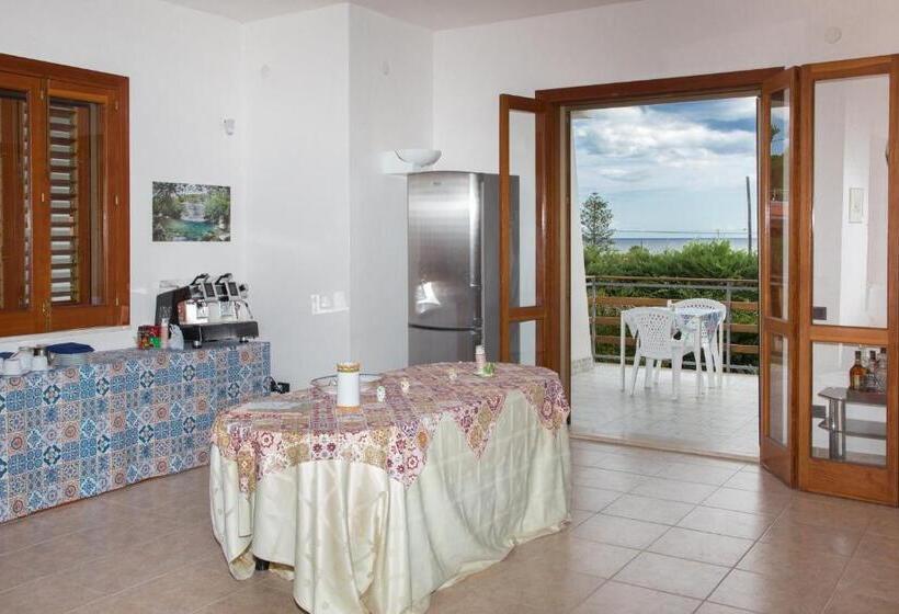 חדר סטנדרט לשלושה, Villa Vega