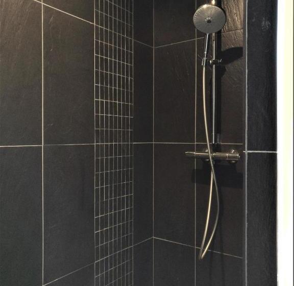 带2个卧室的套房, Derrière La Plage : Suite, Patio Et Pergola