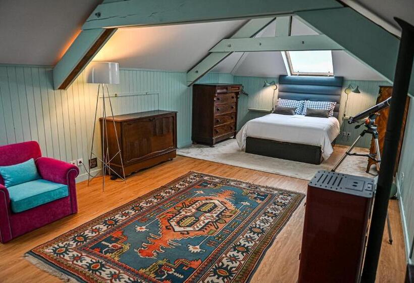 سوییت جونیور, Vintage Balcony Guesthouse