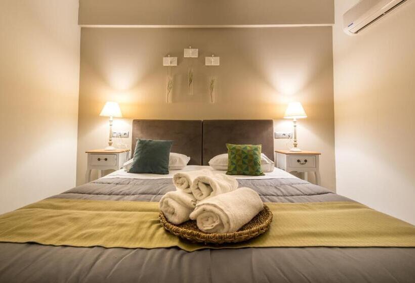 Номер Стандарт Трехместный, Filoxenia Hotel & Spa