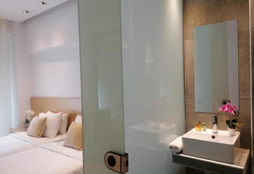 Quarto Estandar Individual com Sacada, Alexandros