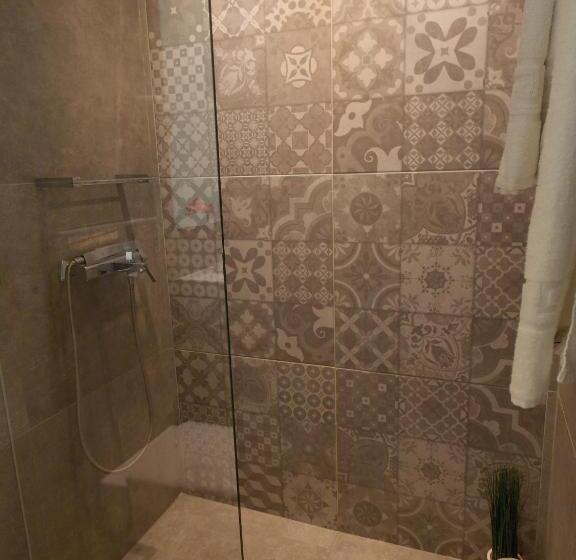 Quarto Triplo Clássico, Alexandros