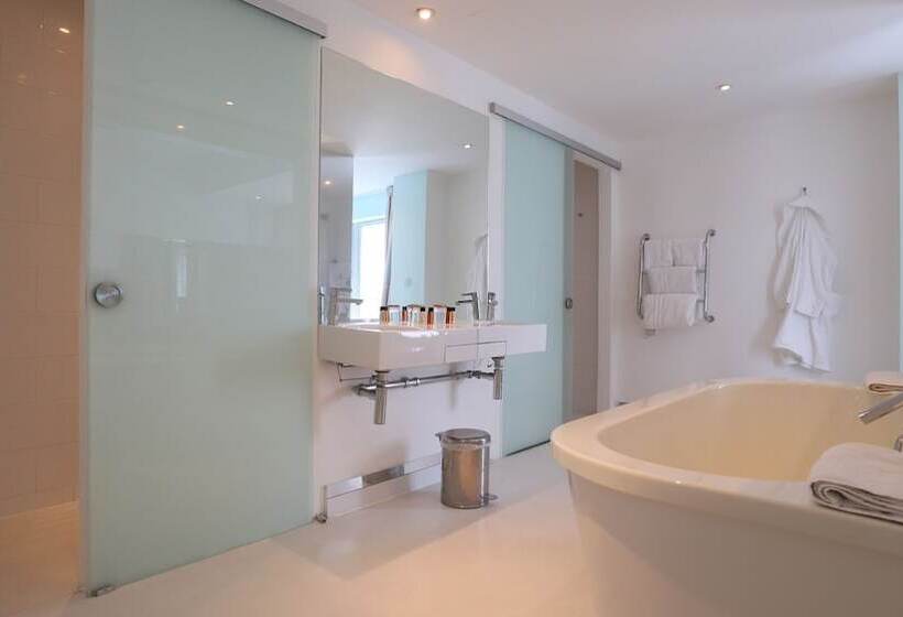 Люкс, Citrus Hotel Cheltenham By Compass Hospitality