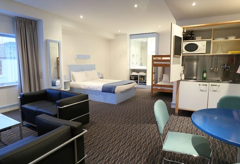 Семейный Номер, Citrus Hotel Cheltenham By Compass Hospitality