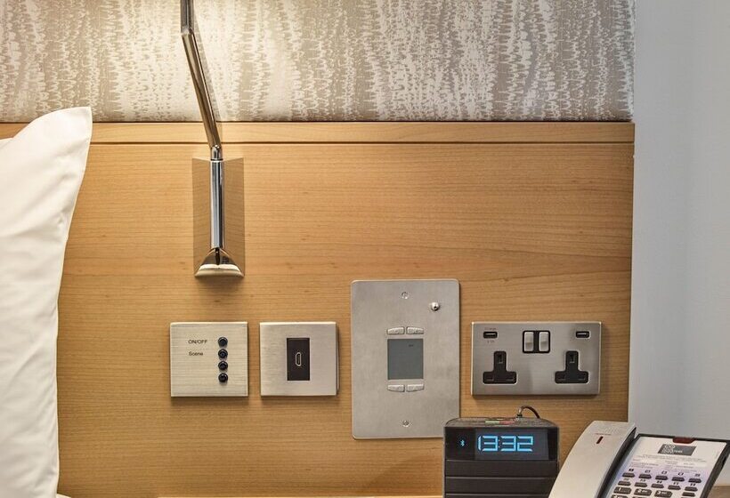 Номер Стандарт Адаптированный для Инвалидов, Club Quarters Hotel Covent Garden Holborn, London