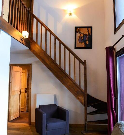 3 Bedroom Duplex Apartment, Dormio Resort Les Portes Du Mont Blanc