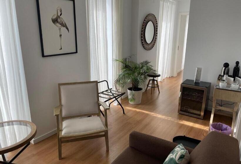 سوییت با چشم‌انداز باغ, Casa Apollo Guesthouse