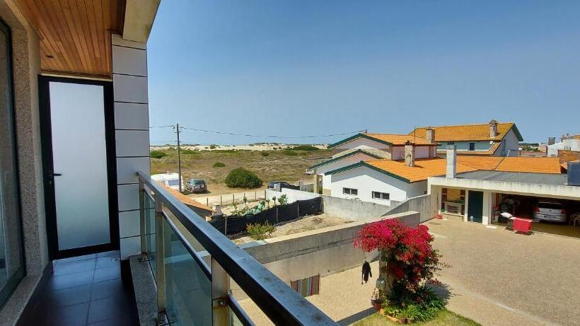 سوییت با چشم‌انداز باغ, Casa Do Mar