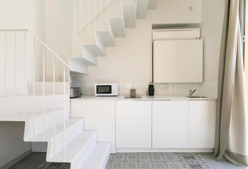 آپارتمان 1 خوابه با تراس, Casa Temprado