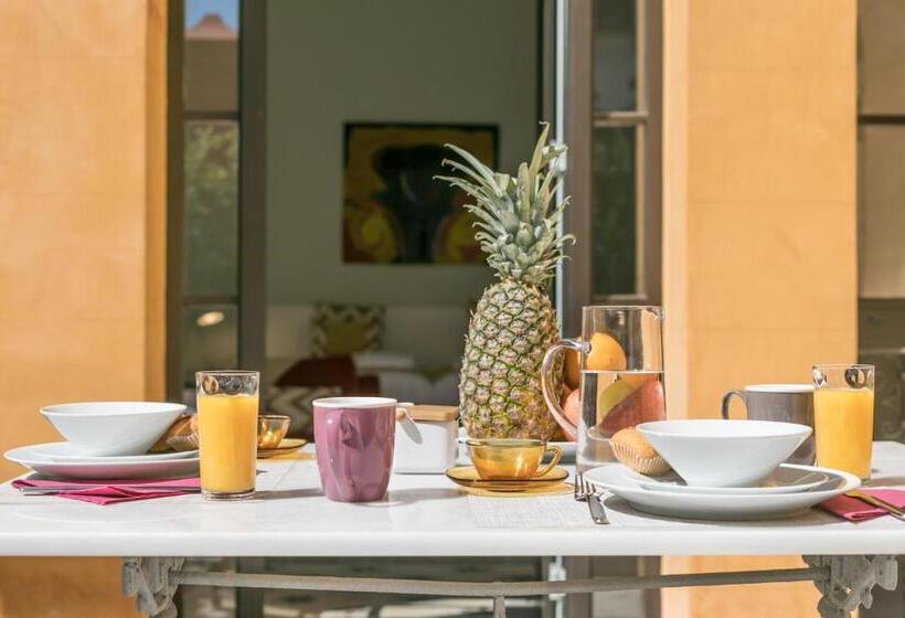 آپارتمان 1 خوابه همکف, Casa Temprado
