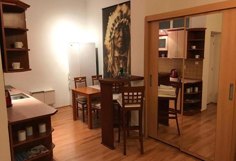 Апартаменты 1 Спальня, Ski & Bike Apartmány