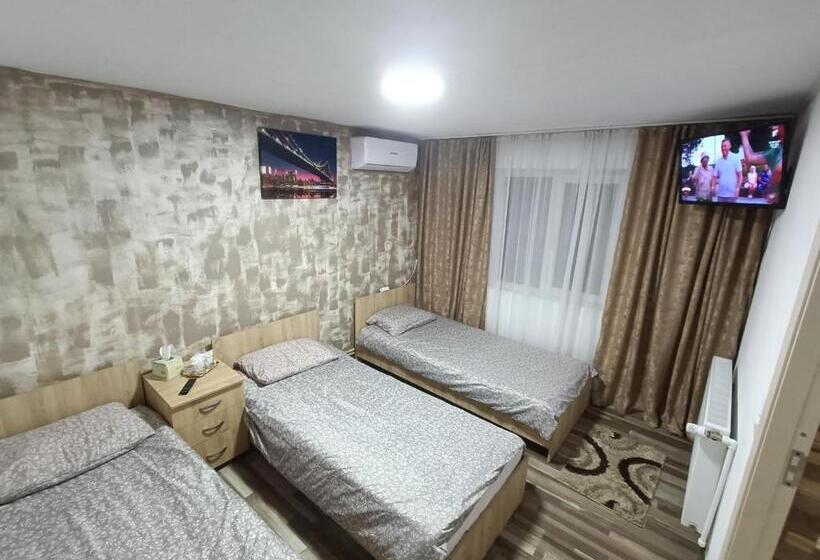 اتاق استاندارد سه نفره, Pensiunea Casa Bianca