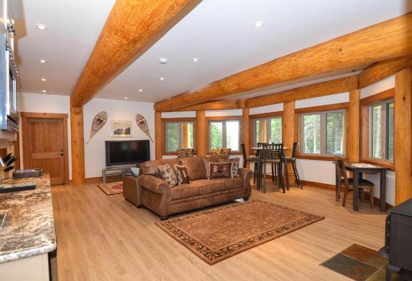 带大床的复式套间, Golden Acres Mountain Lodge