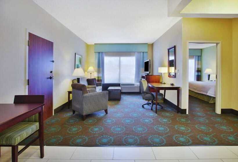 Suite, Larkspur Landing South Bend