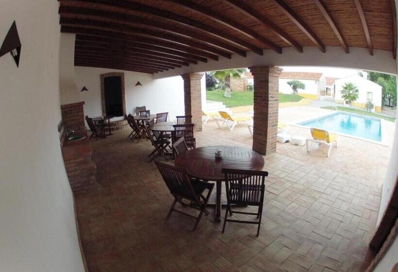 Номер Стандарт, Outeiro Da Vila   Casas De Campo