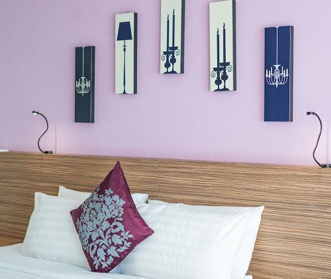 스탠다드 전망 룸, The Lantern Resorts Patong   Sha Extra Plus