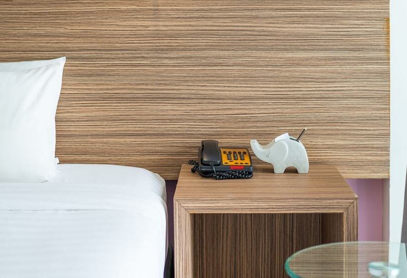 스탠다드 전망 룸, The Lantern Resorts Patong   Sha Extra Plus