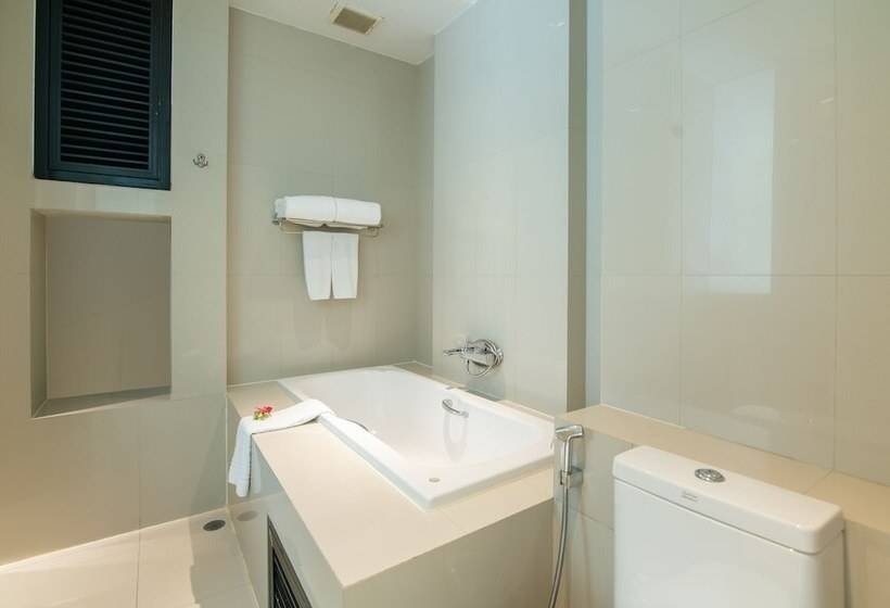 스탠다드 룸, The Lantern Resorts Patong   Sha Extra Plus