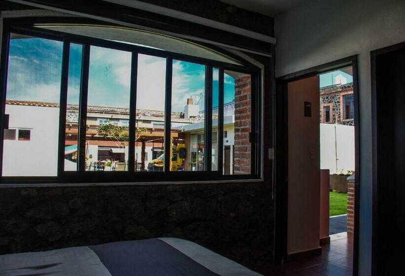 Quarto Estandar, Xochicaltzin