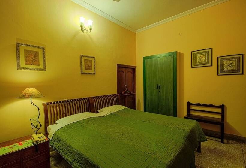 Quarto deluxe, Rawla Rawatsar