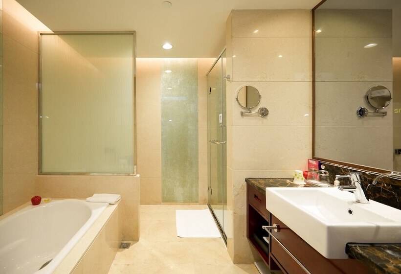 Номер Superior Кровать Кинг, Soluxe Hotel Guangzhou