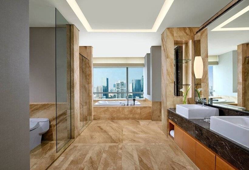 Люкс Клуб, The Ritzcarlton Jakarta, Pacific Place