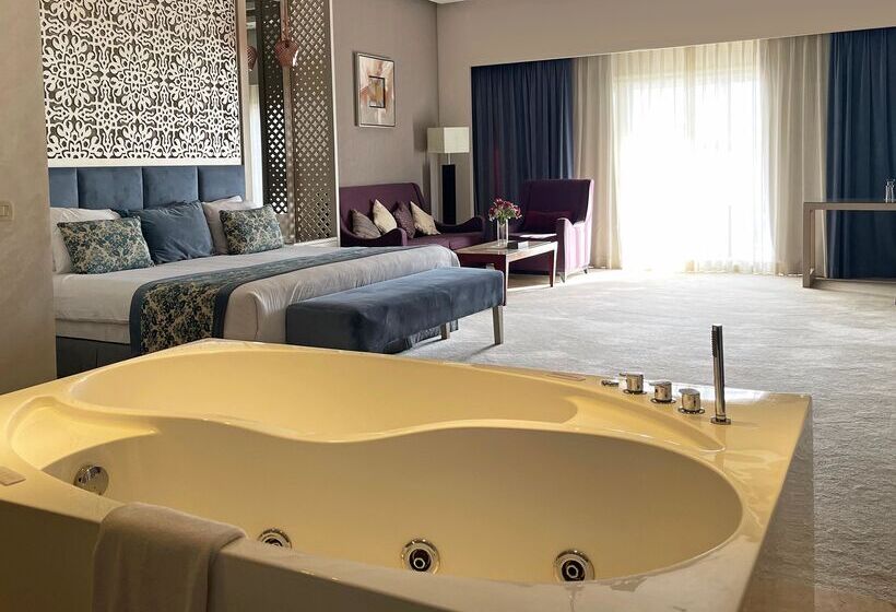 سوئیت با وان آب گرم, Kaisol Romance Resort Sahl Hasheesh - Adults Only