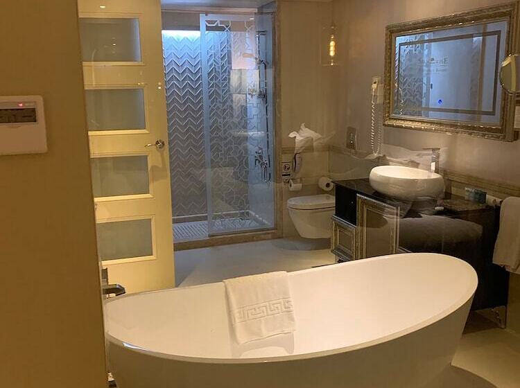 اتاق لوکس با چشم‌انداز استخر, Kaisol Romance Resort Sahl Hasheesh - Adults Only