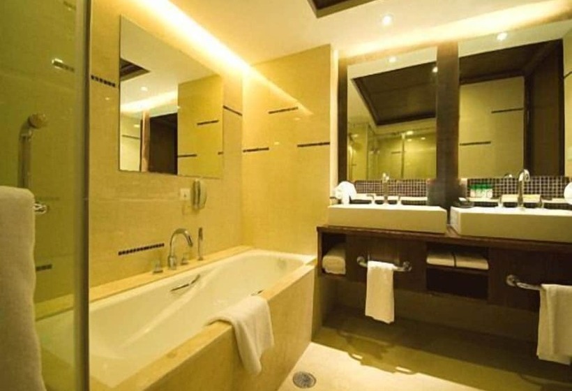 Chambre Club, The Fern, Jaipur