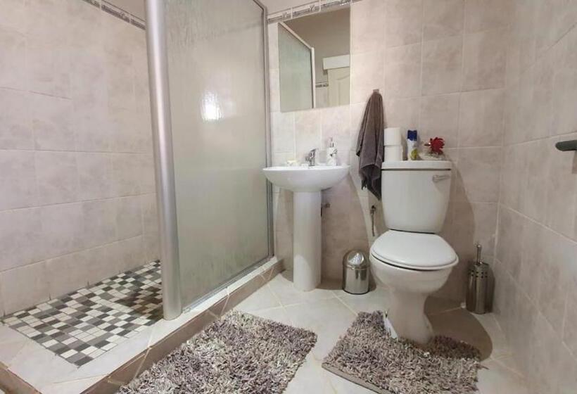 Quarto Estandar, The Old Watchmakers Guest House