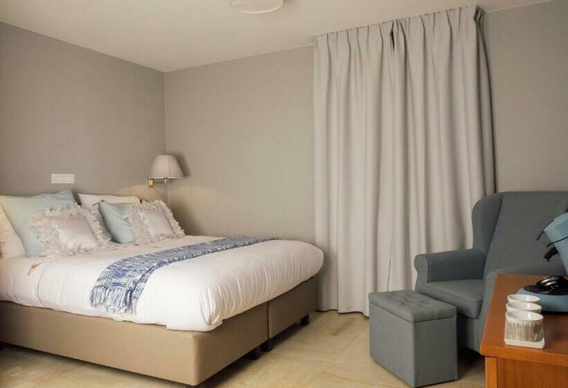 Quarto Estandar com Terraço, Manoir Thoveke