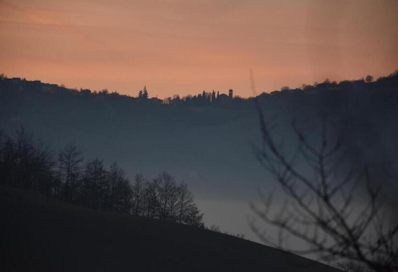 Номер Стандарт Вид на Сад, Locanda Sottolaluna