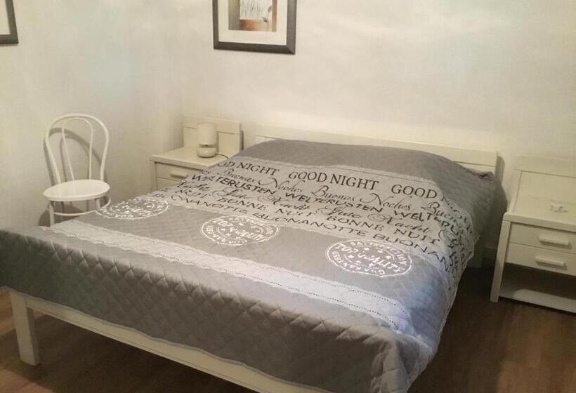 标准工作室, B&b Op  T Eikenschoor