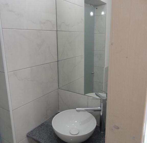 استودیوی لوکس, Tabor   Apartments Rozmanova Street
