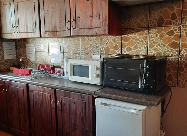 Семейный Номер Вид на Горы, Monte Roza Guest House