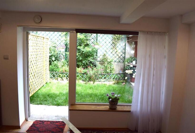 Quarto Estandar, Cluj Center 2