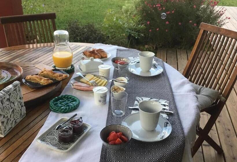 Номер Стандарт Вид на Сад, Maison Fleurie