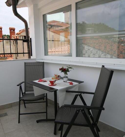 آپارتمان 1 خوابه با تراس, Apartments Igor