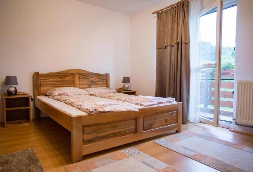 스탠다드 스튜디오 (테라스구비), Casa Tibi