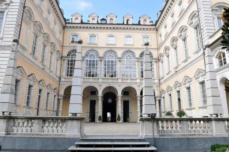 شقة غرفة واحدة, Palazzo Graneri