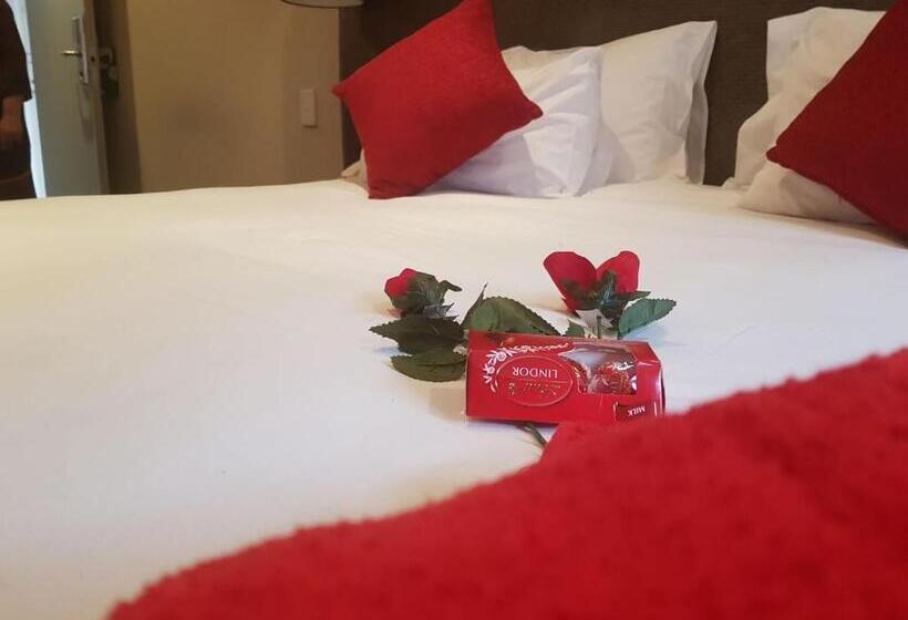 غرفة قياسية, Essenwood Park Hotel