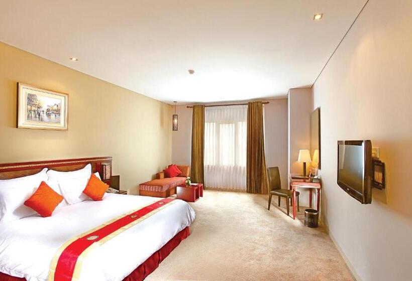 デラックスルーム, Gino Feruci Kebon Jati By Kagum Hotels