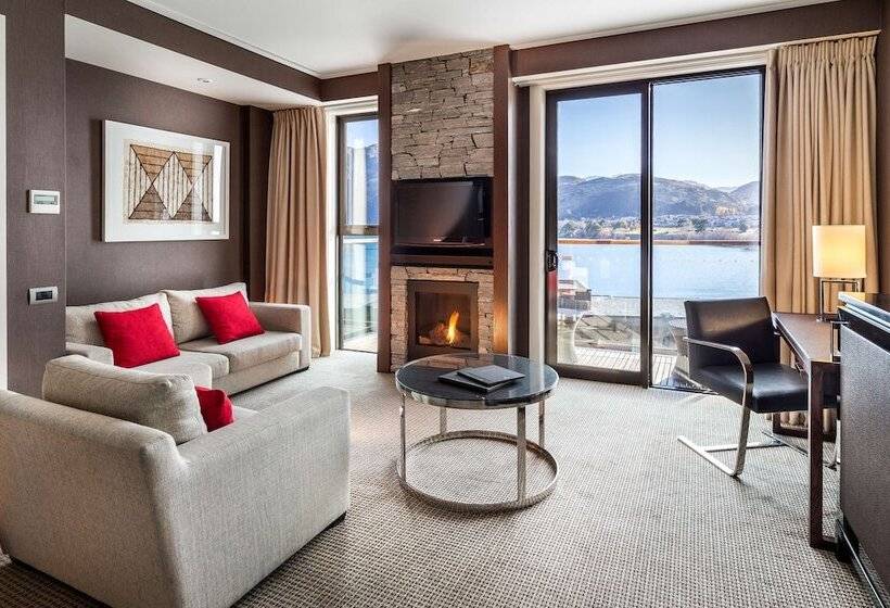 디럭스 룸 호수 전망, Hilton Queenstown Resort & Spa
