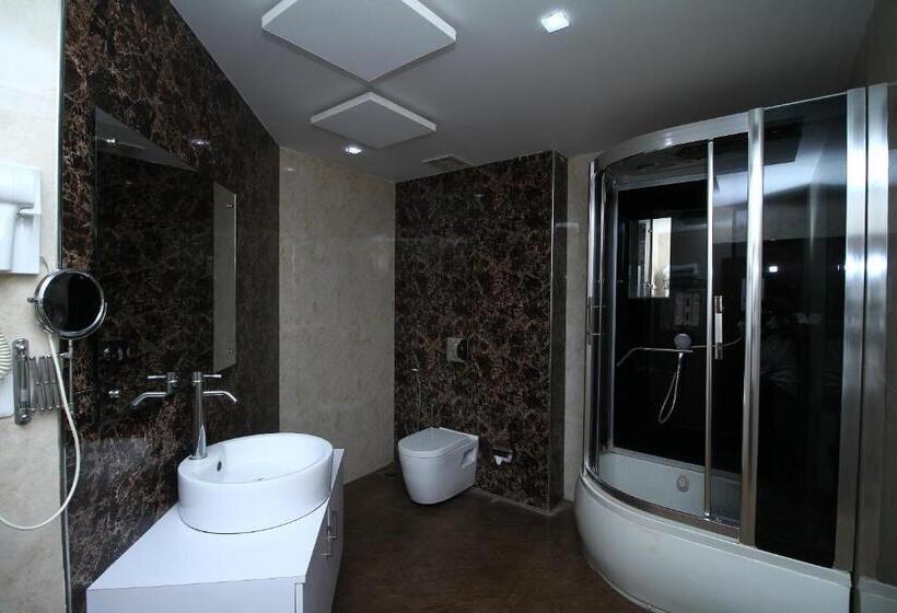 Quarto superior, Royal Castle