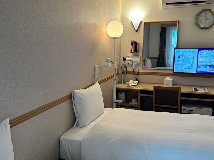 Номер Стандарт, Toyoko Inn Busan Station1