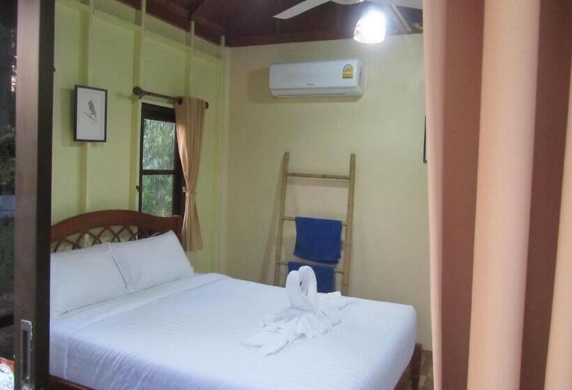 اتاق استاندارد با تراس, Baan Thung Home Stay